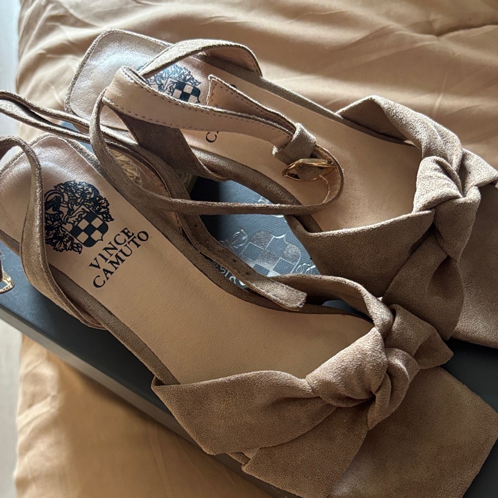 Vince Camuto Women's Brown Knotted Sandals